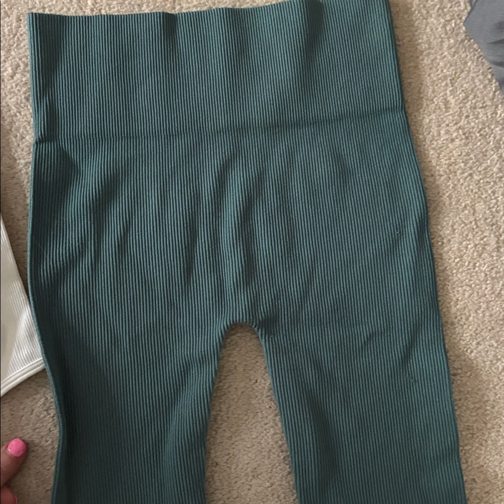 Dynamic One Size Basics Bundle Neutral Loungewear… - image 7